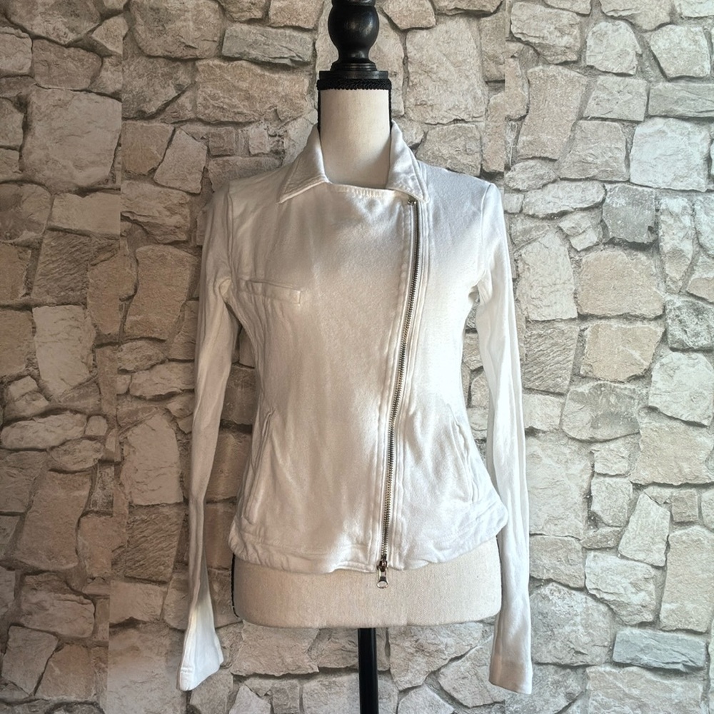 Converse White sweatshirt Asymmetrical Design